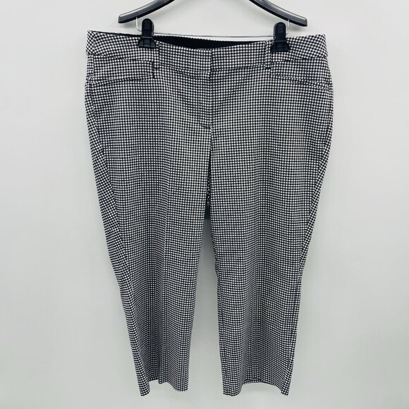 Lane Bryant Womens Plus Size 20 4-Season Slim Capri Pants in Black White Gingham - Picture 3 of 7